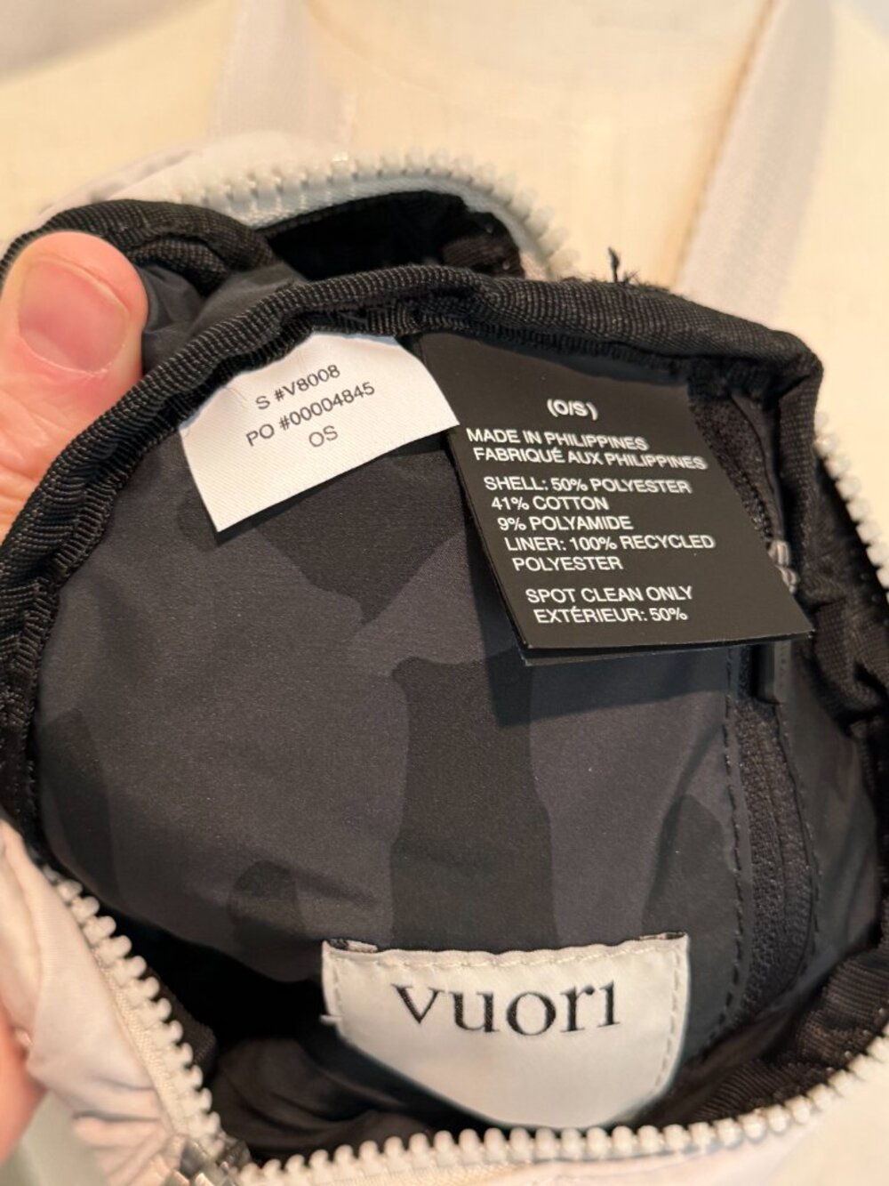 Vuori Hip Pack Belt Bag Fanny Pack - Salt White OS - Excellent Used Condition - Picture 5 of 9